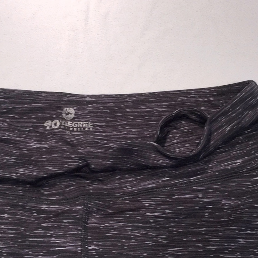 2 Pair 90-Degrees Leggings Yoga Pants - Picture 9 of 10